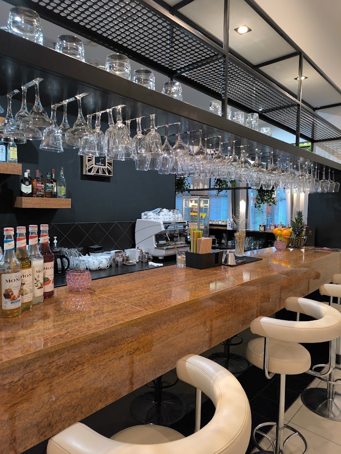 KoraLove Cafe