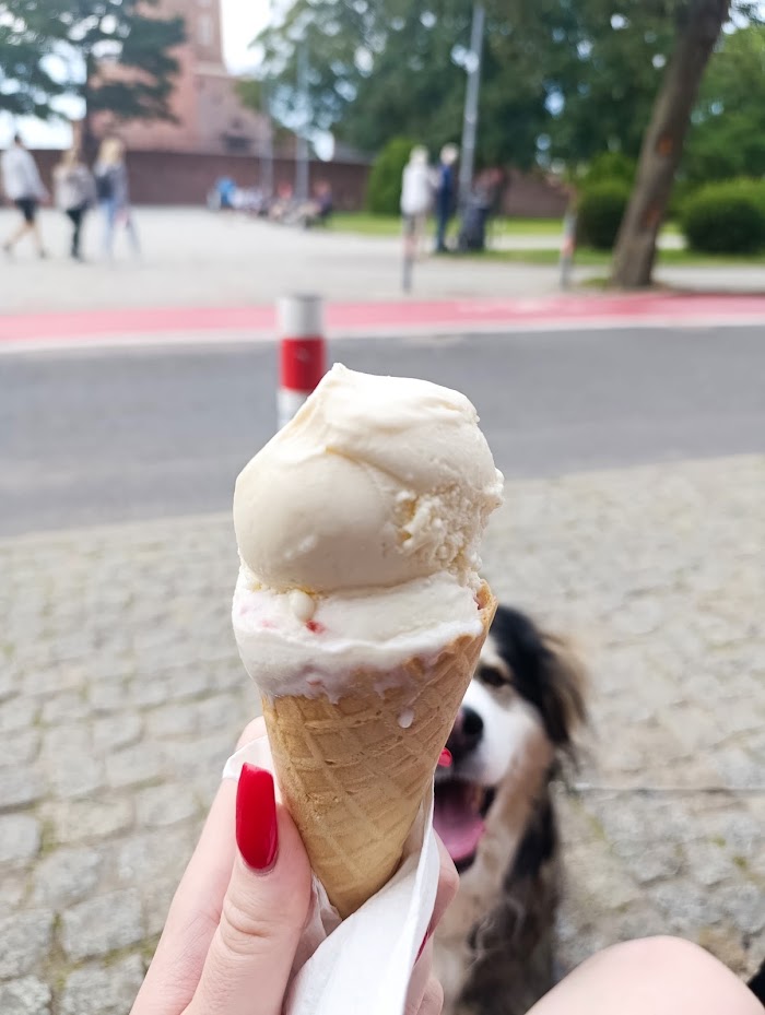 Chwiałek Lody i Kawa